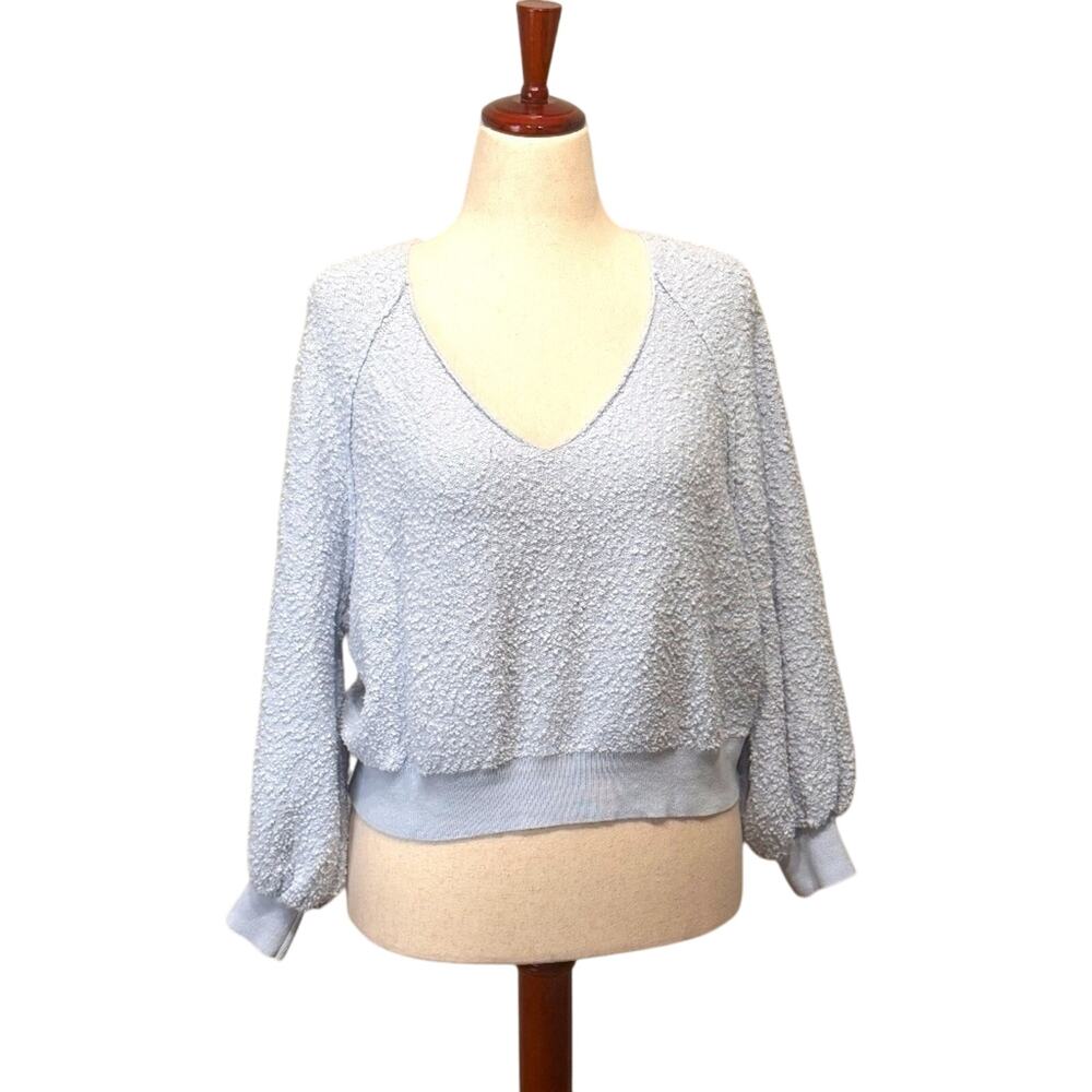 Free People sweater Found my Friend light blue boucle v neck long sleeve Sz S
